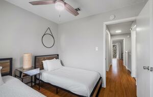 Serene Twinberry Townhome | A Refined Retreat in Westlake Hills - Austin, Texas