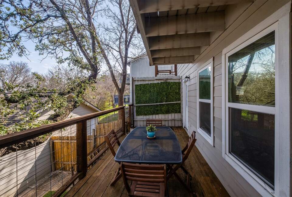 Serene Twinberry Townhome | A Refined Retreat in Westlake Hills - Austin, Texas
