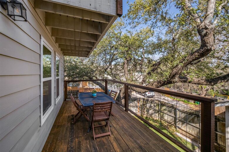 Serene Twinberry Townhome | A Refined Retreat in Westlake Hills - Austin, Texas