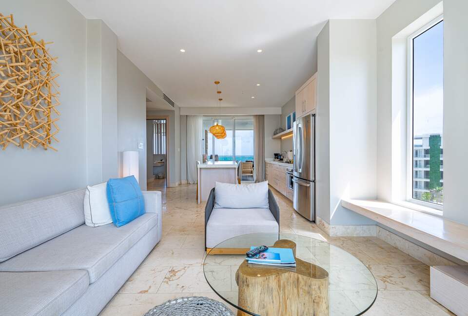 Ambergris Caye Coastal Retreat - San Pedro, Belize