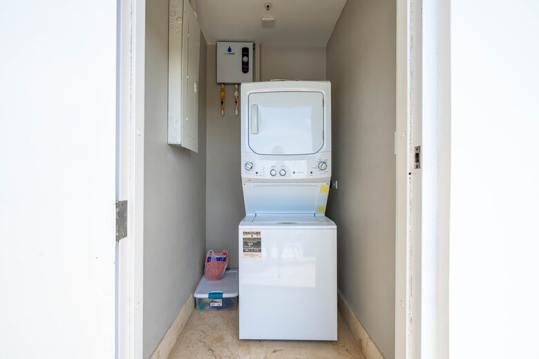 Ambergris Caye Coastal Retreat - San Pedro, Belize