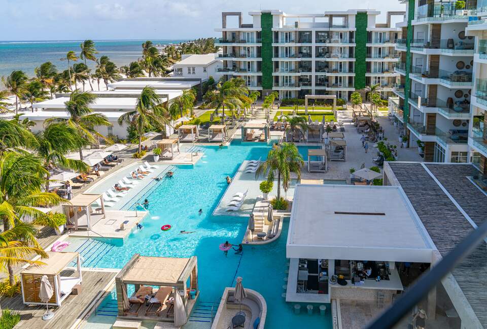 Ambergris Caye Coastal Retreat - San Pedro, Belize