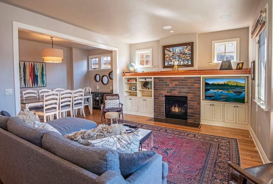 Stylish Home with Hot Tub & Walkable Location - Bend, Oregon