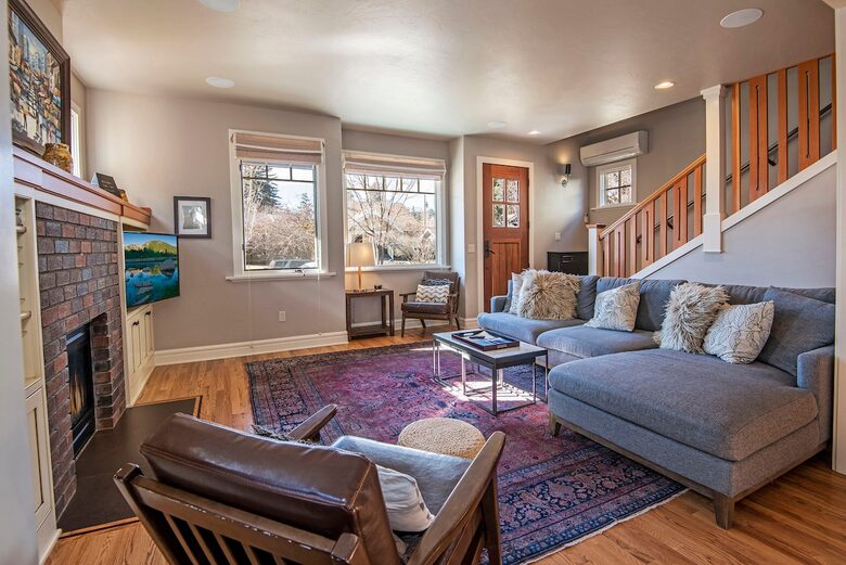 Stylish Home with Hot Tub & Walkable Location - Bend, Oregon