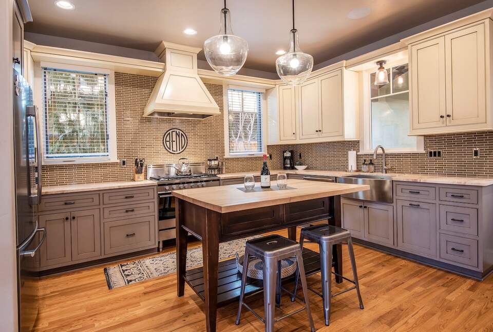 Stylish Home with Hot Tub & Walkable Location - Bend, Oregon