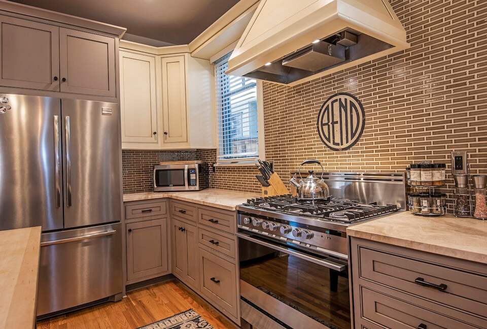 Stylish Home with Hot Tub & Walkable Location - Bend, Oregon