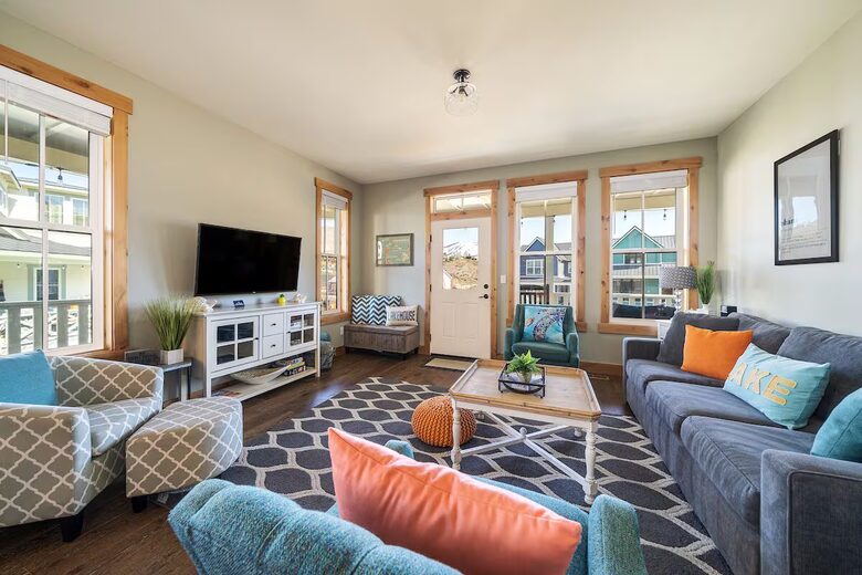 The Lookout at Vineyard Park - Chelan, Washington