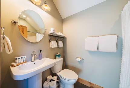 The Lookout at Vineyard Park - Chelan, Washington