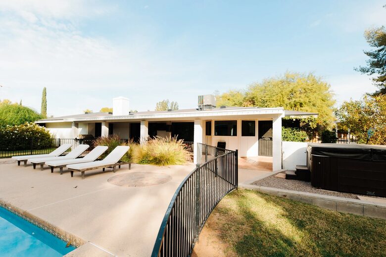 Elegant Ranch Oasis with Orchard - Gilbert, Arizona