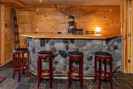 Lakeside Escape with Year-Round Adventure - Tomahawk, Wisconsin