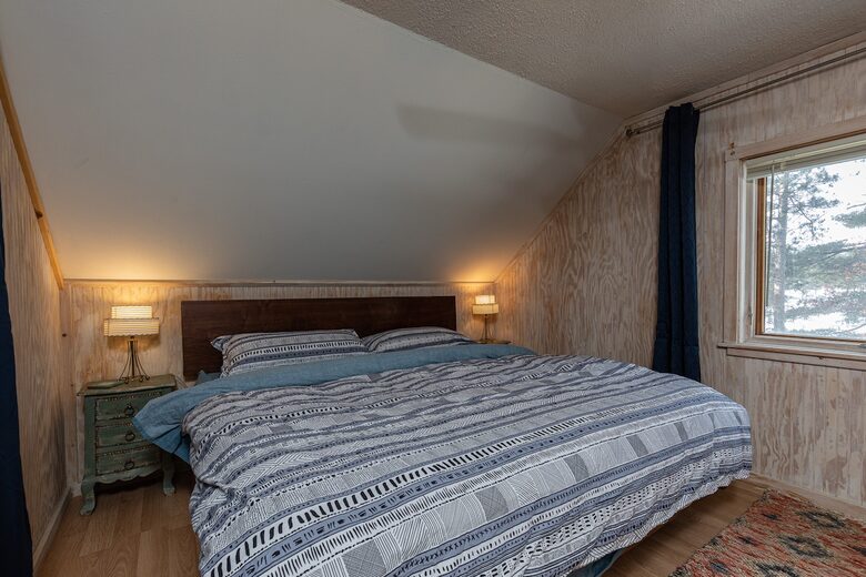 Lakeside Escape with Year-Round Adventure - Tomahawk, Wisconsin