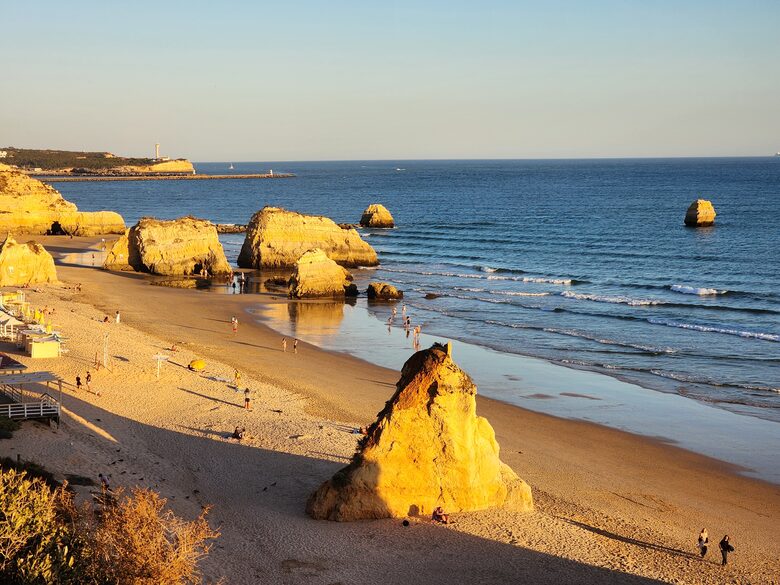 Stylish Algarve Escape near Praia da Rocha - Portimão, Portugal