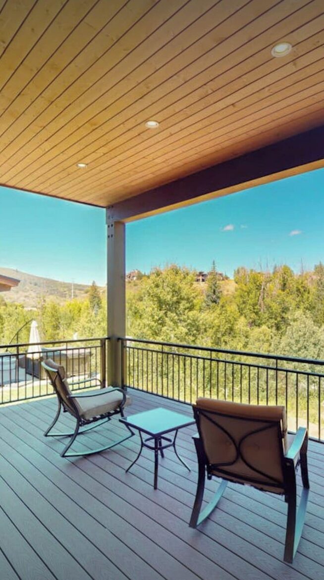 Elevated Comfort in Steamboat Springs - Steamboat Springs, Colorado