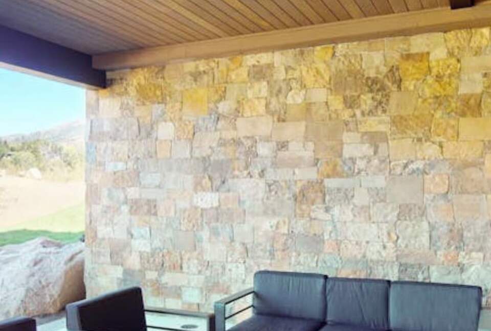 Elevated Comfort in Steamboat Springs - Steamboat Springs, Colorado