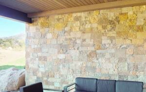 Elevated Comfort in Steamboat Springs - Steamboat Springs, Colorado