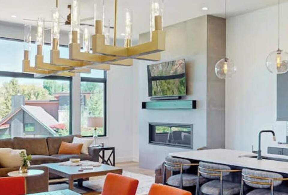 Elevated Comfort in Steamboat Springs - Steamboat Springs, Colorado