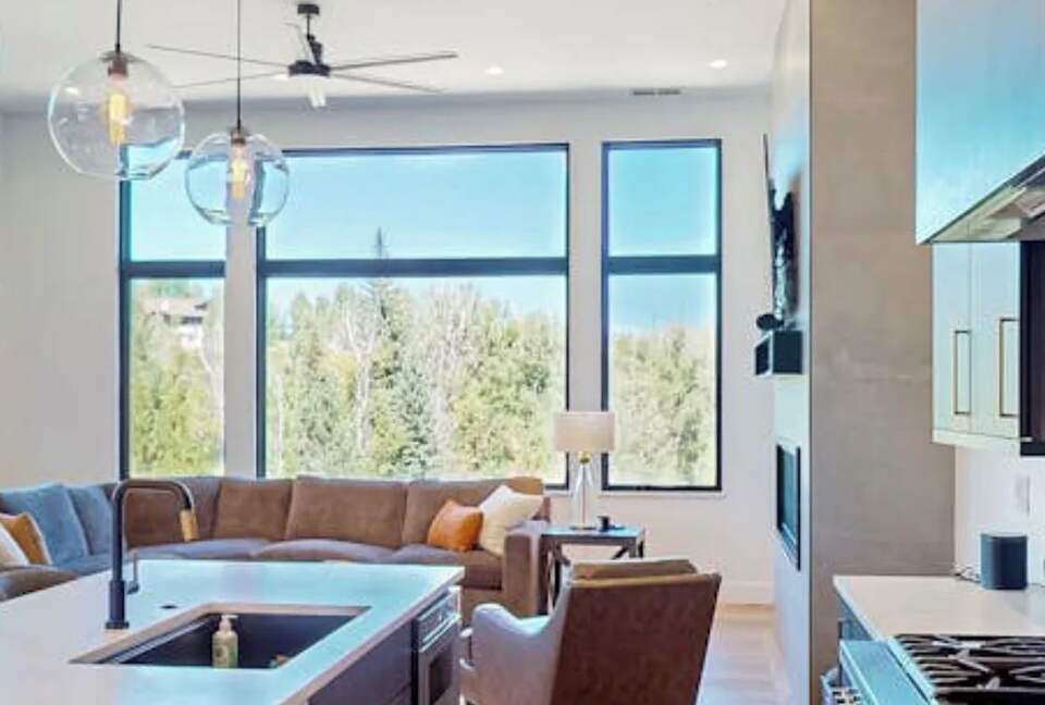 Elevated Comfort in Steamboat Springs - Steamboat Springs, Colorado