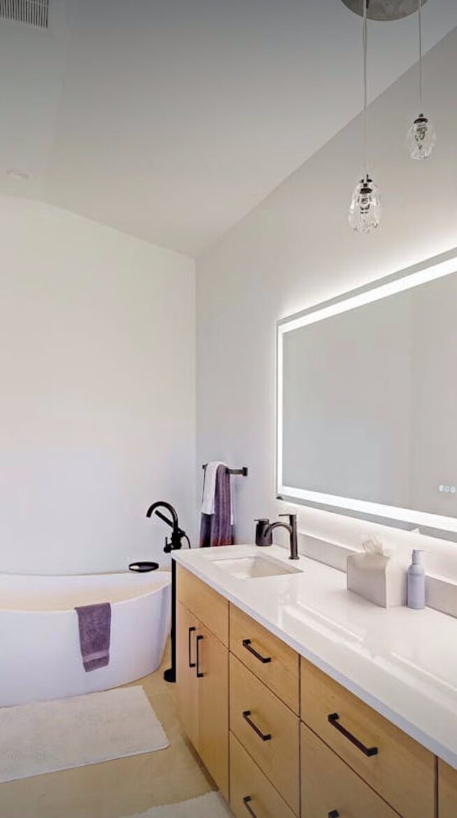 Elevated Comfort in Steamboat Springs - Steamboat Springs, Colorado