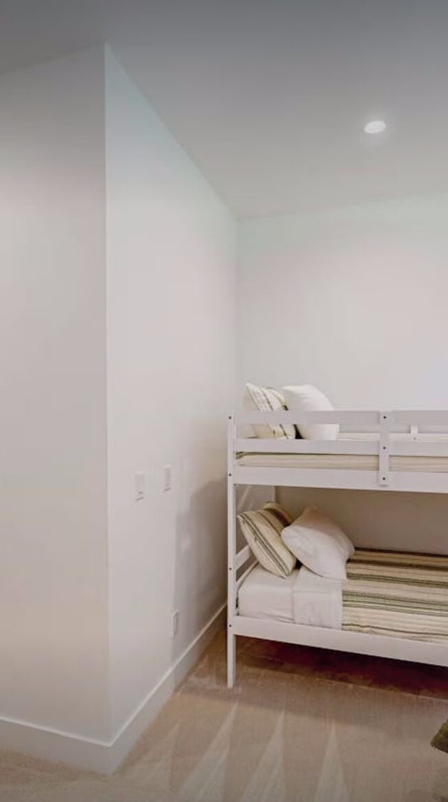 Elevated Comfort in Steamboat Springs - Steamboat Springs, Colorado