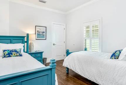 Naples Beach Escape with Saltwater Pool - Naples, Florida