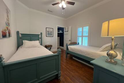 Naples Beach Escape with Saltwater Pool - Naples, Florida