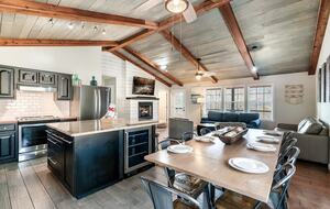 Mountain Haven Retreat - Sevierville, Tennessee