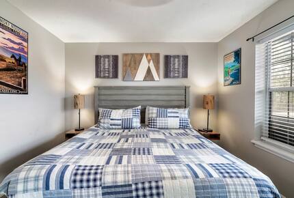 Mountain Haven Retreat - Sevierville, Tennessee