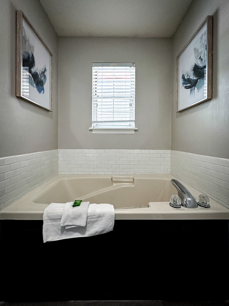 Mountain Haven Retreat - Sevierville, Tennessee