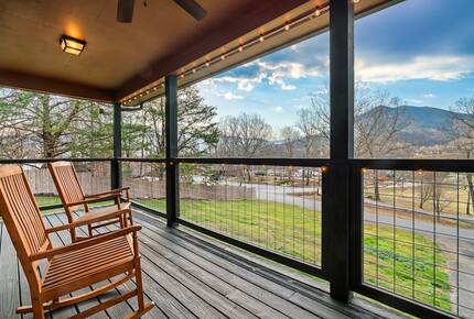 Mountain Haven Retreat - Sevierville, Tennessee