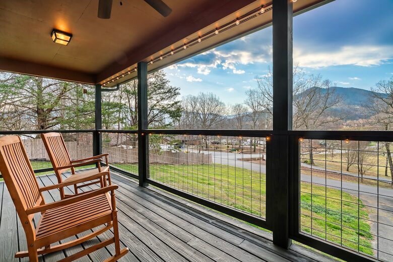 Mountain Haven Retreat - Sevierville, Tennessee
