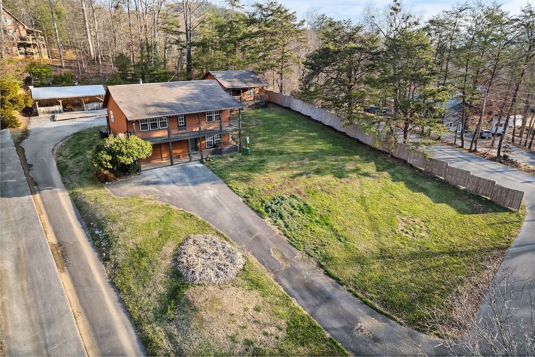 Mountain Haven Retreat - Sevierville, Tennessee