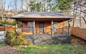 Mountain Haven Retreat - Sevierville, Tennessee