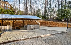 Mountain Haven Retreat - Sevierville, Tennessee