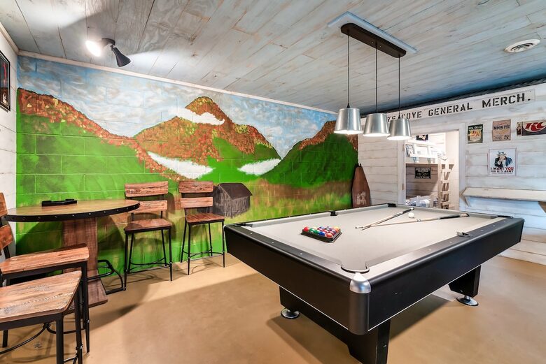 Mountain Haven Retreat - Sevierville, Tennessee