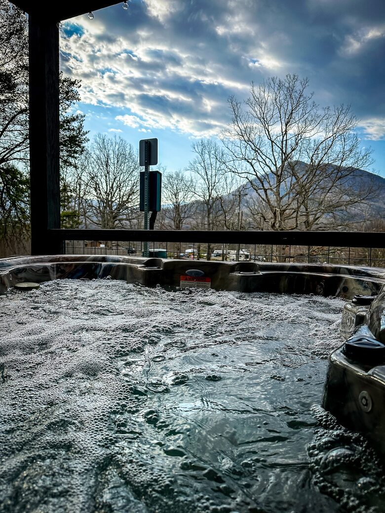 Mountain Haven Retreat - Sevierville, Tennessee