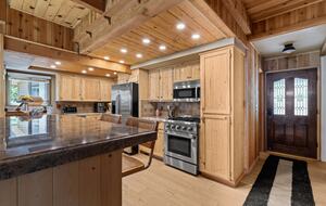 Modern Mountain Sanctuary on the North Shore - Lake Arrowhead, California