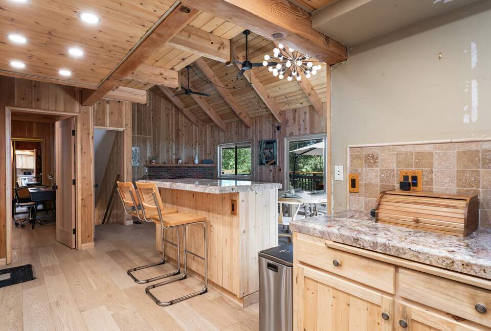 Modern Mountain Sanctuary on the North Shore - Lake Arrowhead, California