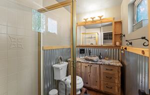 Modern Mountain Sanctuary on the North Shore - Lake Arrowhead, California