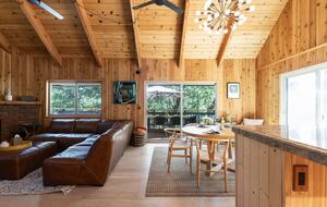 Modern Mountain Sanctuary on the North Shore - Lake Arrowhead, California