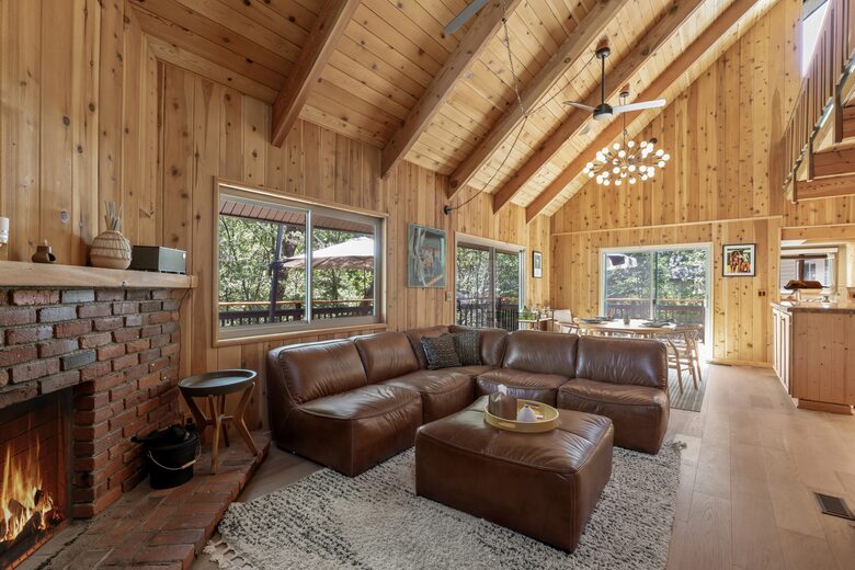 Modern Mountain Sanctuary on the North Shore - Lake Arrowhead, California