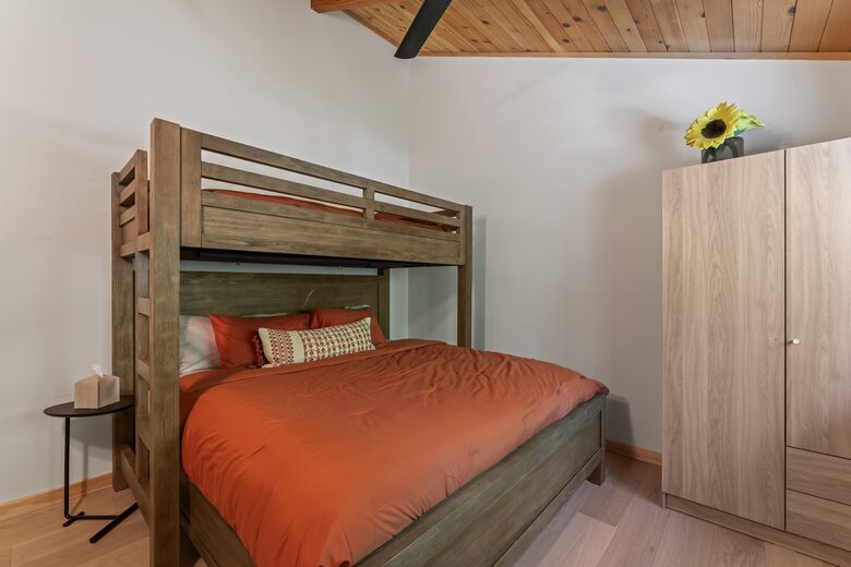 Modern Mountain Sanctuary on the North Shore - Lake Arrowhead, California