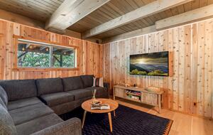 Modern Mountain Sanctuary on the North Shore - Lake Arrowhead, California