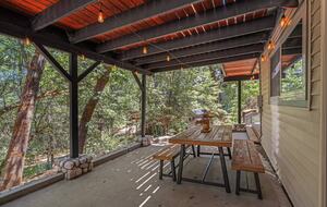 Modern Mountain Sanctuary on the North Shore - Lake Arrowhead, California