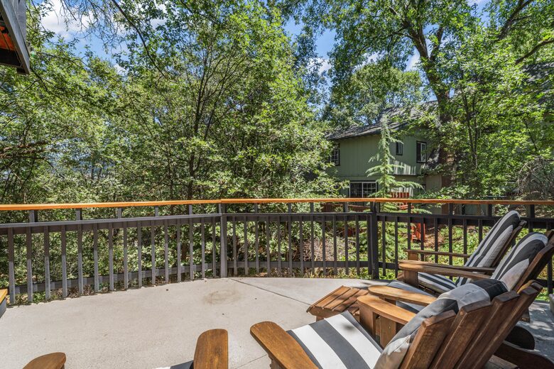 Modern Mountain Sanctuary on the North Shore - Lake Arrowhead, California