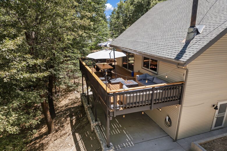 Modern Mountain Sanctuary on the North Shore - Lake Arrowhead, California
