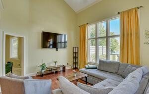 Poolside and Waterfront Bliss in Evans - Evans, Georgia