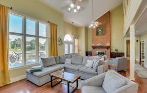 Poolside and Waterfront Bliss in Evans - Evans, Georgia