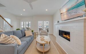 Modern 5-Bed Retreat Steps from Beach & Boardwalk - North Wildwood, New Jersey