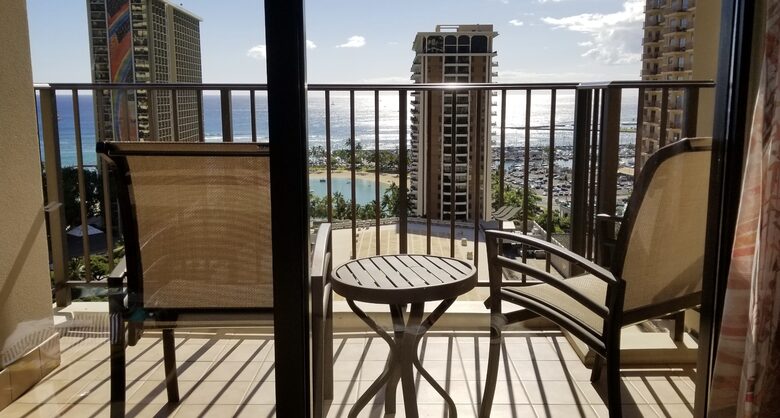 Hilton Honolulu Studio Above Waikiki Beach - Honolulu, Hawaii