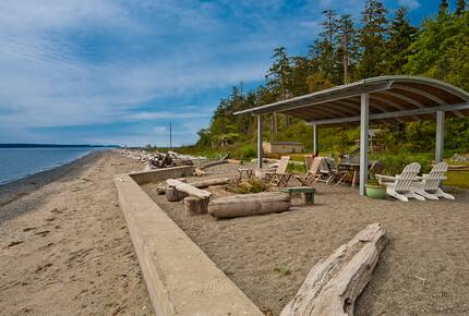 Whidbey Waterfront Haven - Greenbank, Washington